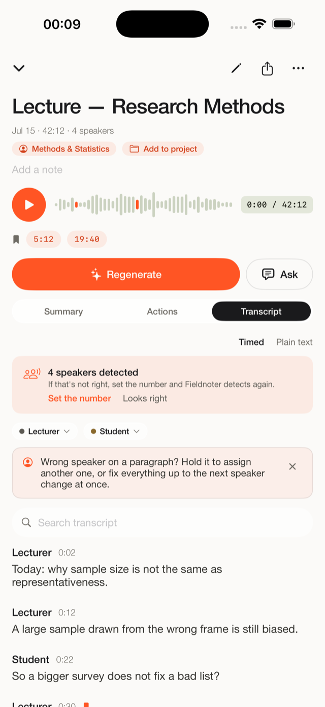 Interview transcript in Fieldnoter split into timestamped segments by speaker